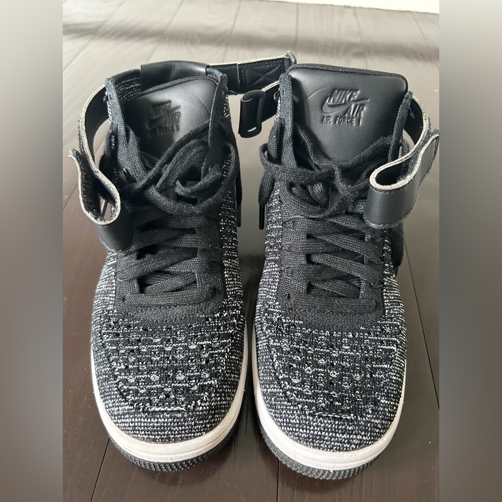 Nike Air Force 1 Sneakers